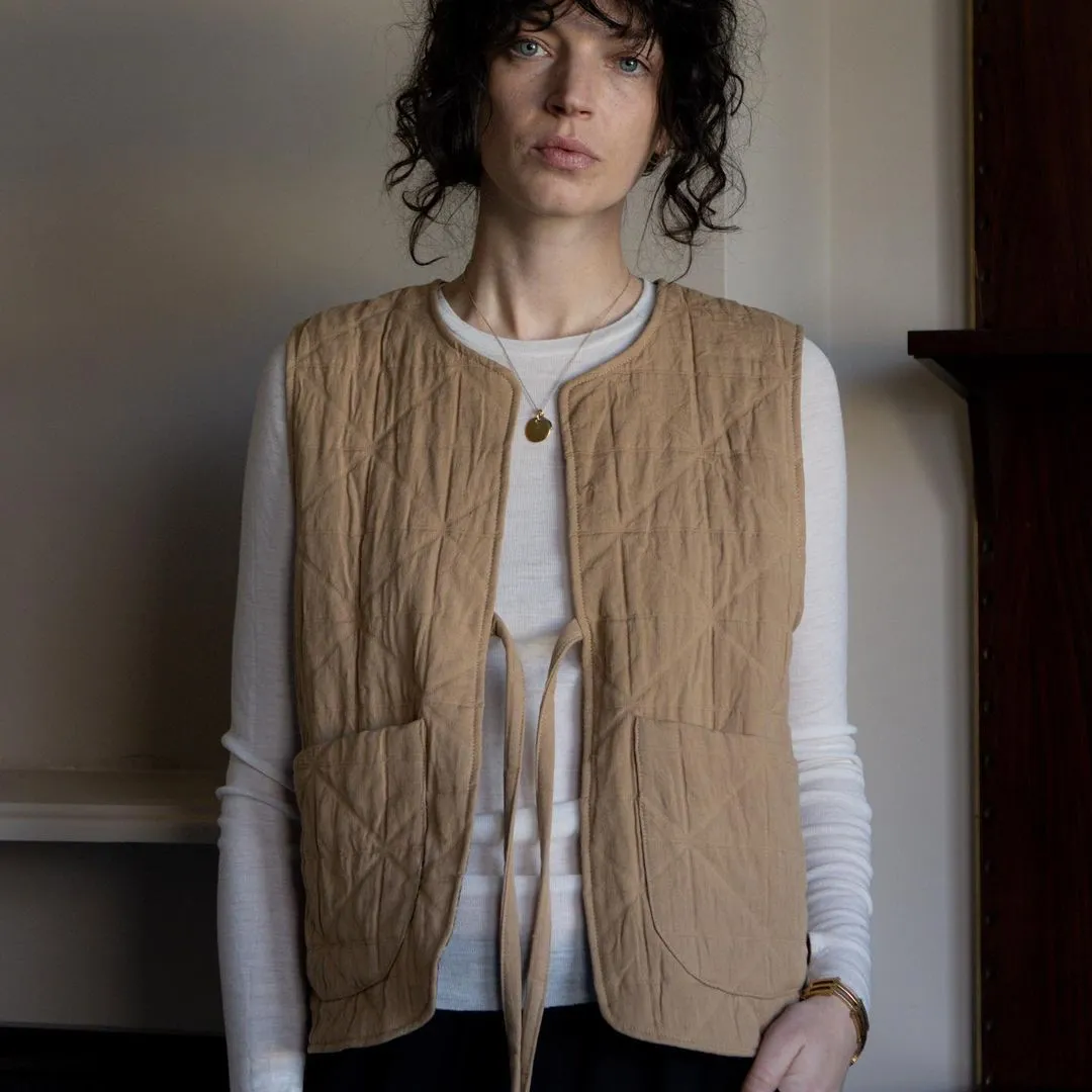 Amy Jacquard Quilt Gilet in Bark with Liberty Lining by Elwin