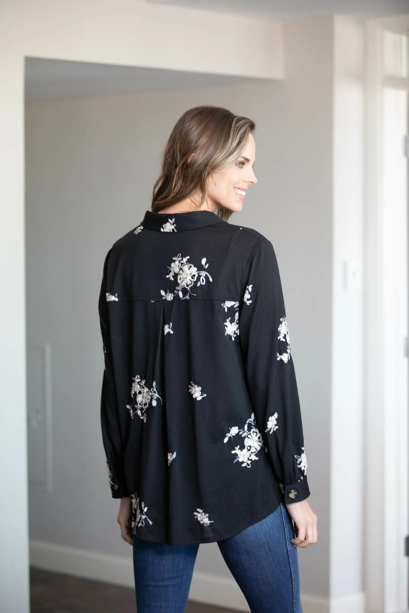 FIgueroa & Flower Embroidered Floral Shacket