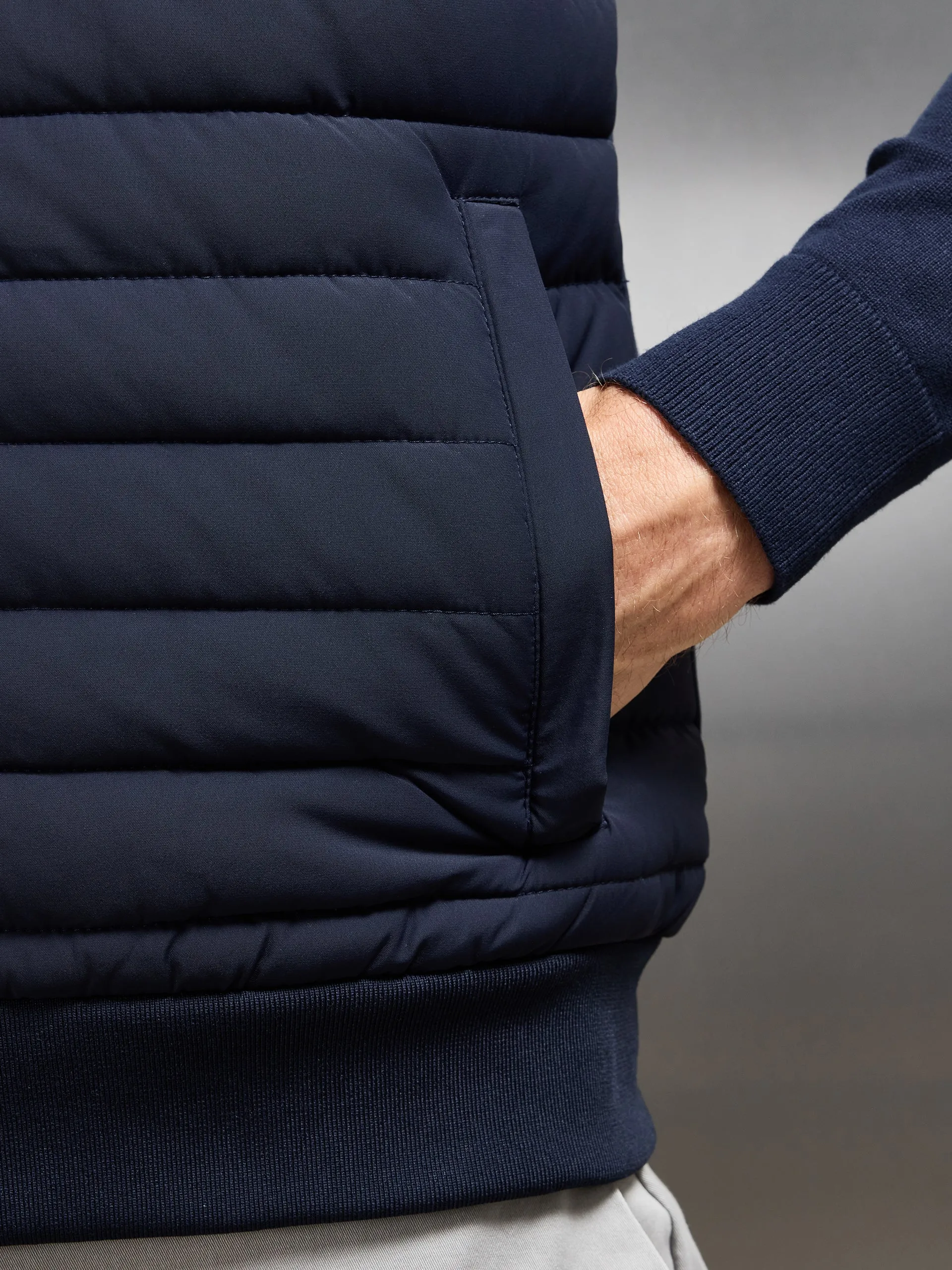 Hybrid Quilted Gilet in Navy