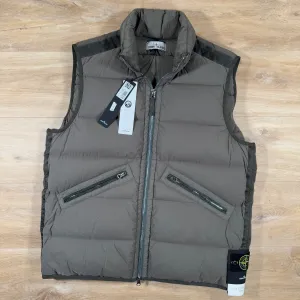 Stone Island Seamless Tunnel Nylon Down-TC Gilet in Walnut Brown