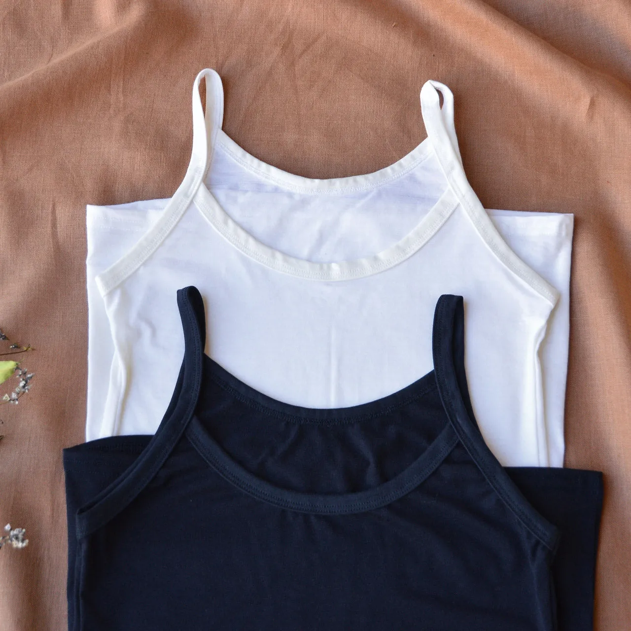 Women's Merino Singlet *Returning Feb 25